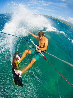 Aşırı spor, Kiteboarding