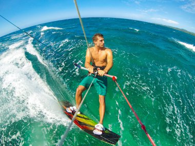 Aşırı spor, Kiteboarding
