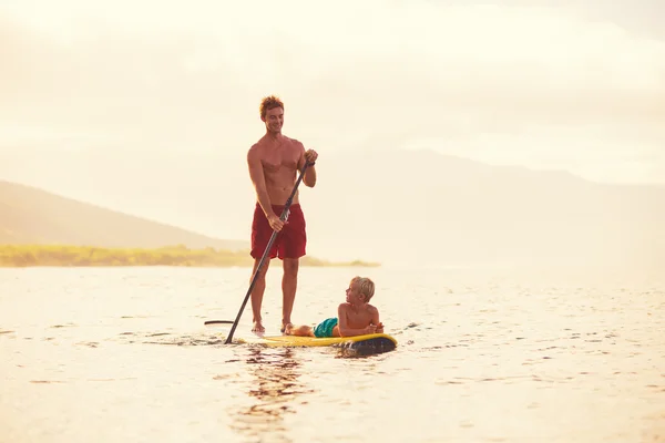 Father and Son Stand Up Paddling — Stock Photo, Image