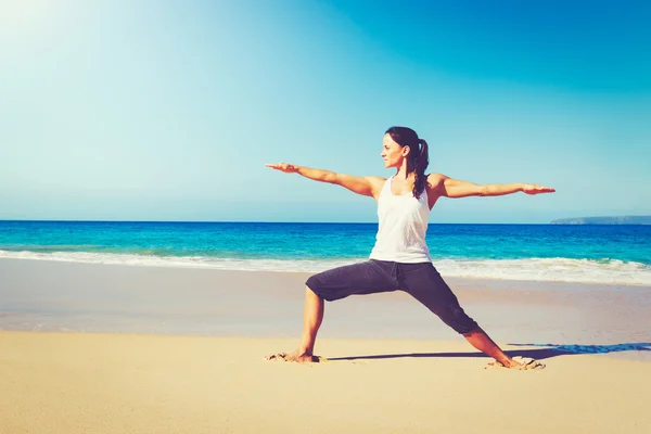 Strand-Yoga, gesunder Lebensstil Stockbild