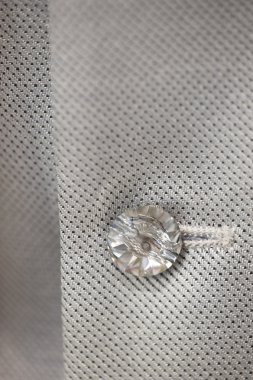 Cam düğmesi gelinlik