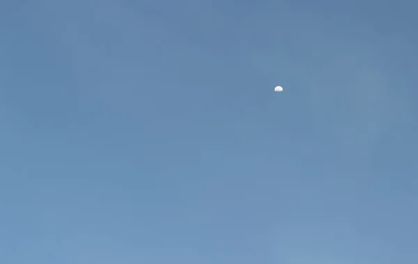 Am weitesten entfernten Mond — Stockfoto