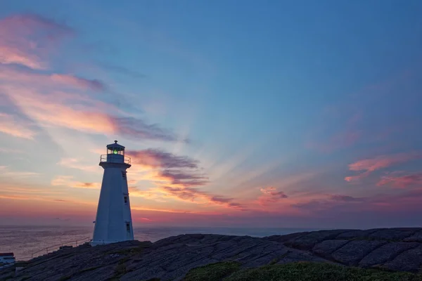 Piękna Zabytkowa Latarnia Morska Cape Spear Wybrzeżu Atlantyku Wschodzie Słońca — Zdjęcie stockowe