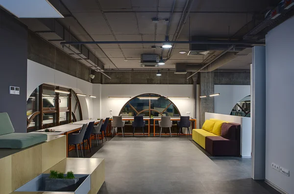 Coworking i loft stil — Stockfoto