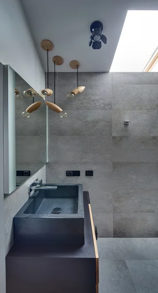 Cuarto de baño en estilo moderno — Foto de Stock