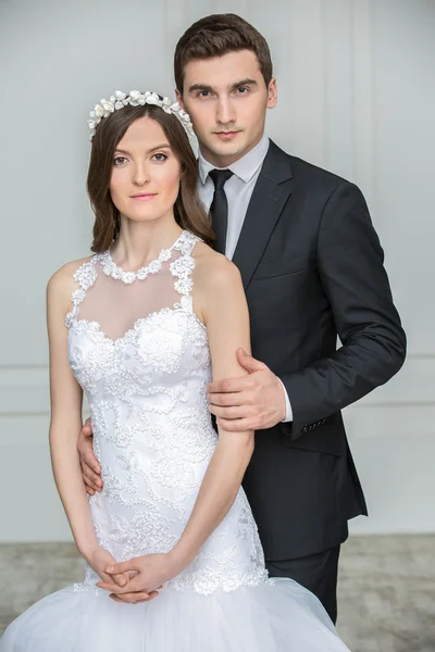 Beautiful fashion bridal couple — Stock Photo, Image