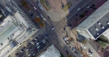 Video görüntüleri üzerinde Kiev şehir merkezinin quadrocopter nadir vurdu