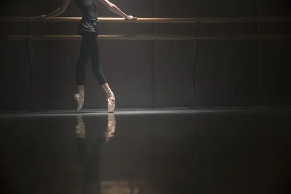 Cuerpo de bailarines de ballet —  Fotos de Stock