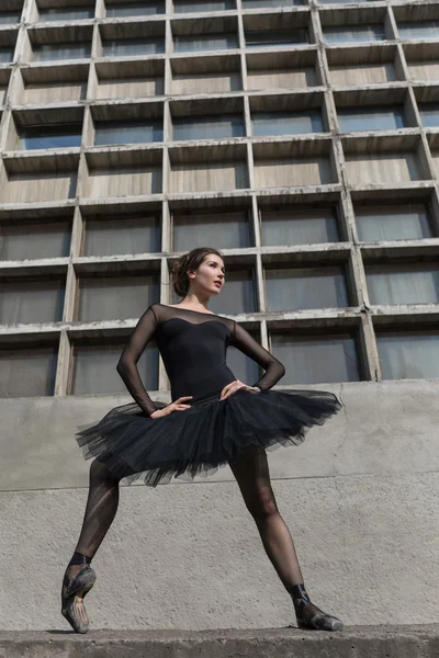 Dançarina de ballet feminina — Fotografia de Stock