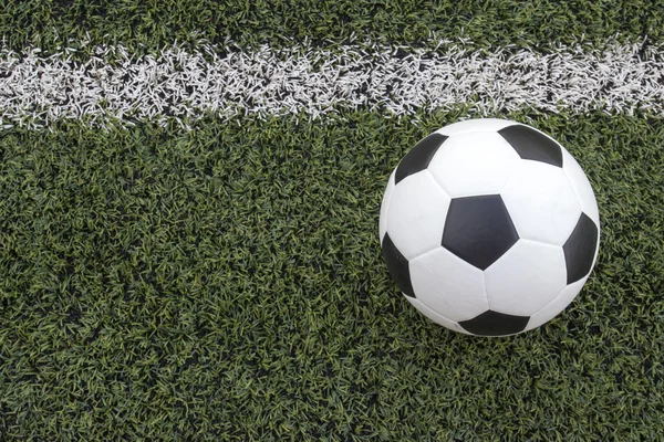 Fútbol campo de fútbol estadio hierba línea pelota fondo textura — Foto de Stock
