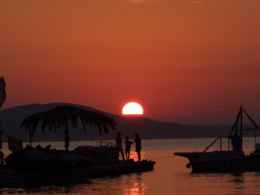 Makarska - Hırvatistan Adriyatik maliyet gün batımı
