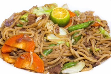 sebzeli spagetti