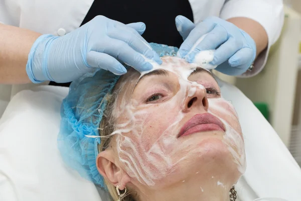 Tratamento cosmético com injeção — Fotografia de Stock