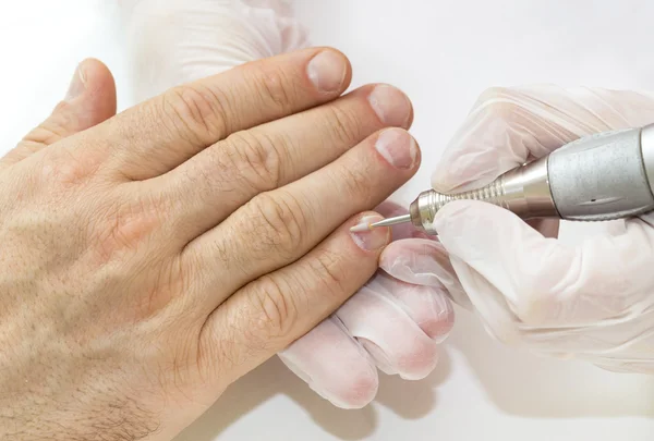 Mannelijke manicure proces — Stockfoto