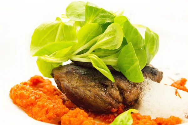 Bakade kött i en sås av paprika — Stockfoto