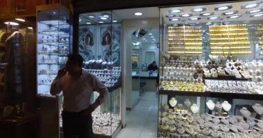 Mısır pazar mağazaları ve pasta baharat tatlılar