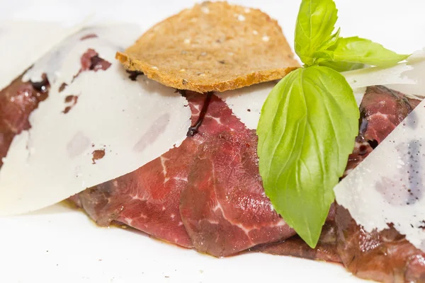 carpaccio üzerinde bir restoranda