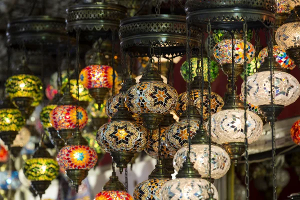 Traditionella orientaliska lampor — Stockfoto