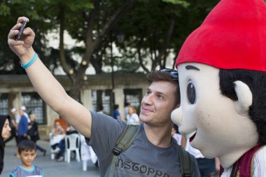 Başlangıçta ramazan hizm