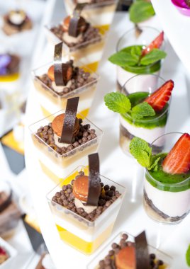 plastik bardak Mini kanepeler 