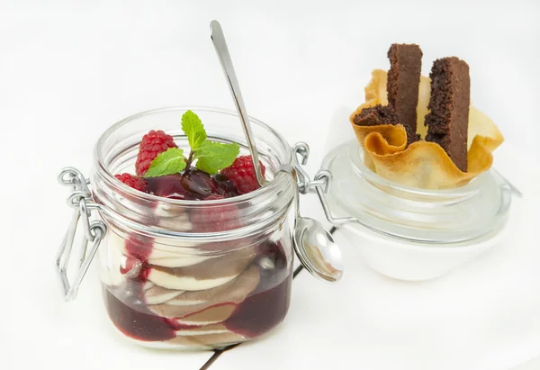Raspberry cream dessert — Stock Photo, Image