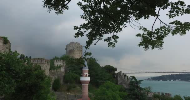 Starou pevnost Rumeli v Istanbulu — Stock video