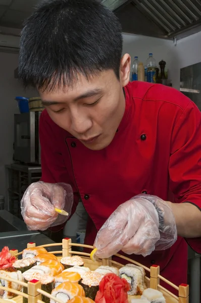 일본 요리사는 식사 준비 — 스톡 사진