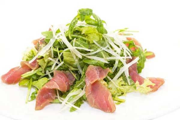 Salad of arugula and tuna vegetables — Stock Photo, Image