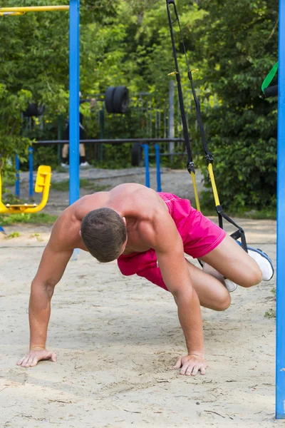 Portret młodego człowieka, sportowe — Zdjęcie stockowe