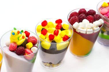 plastik bardak tatlı