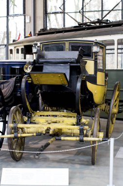 Münih 'te Ulaşım Müzesi, 26 Kasım 2018, Münih. Retro ulaşım ve aksesuar koleksiyonu ülkenin bir mirası..