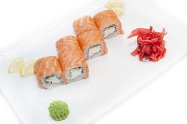 sushi lezzetli deniz ürünleri