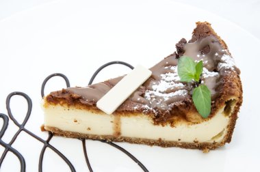 peynirli kek parçası