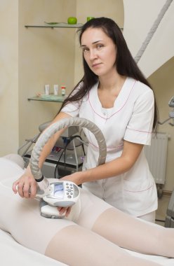 Klinikte sürecinde kadındır