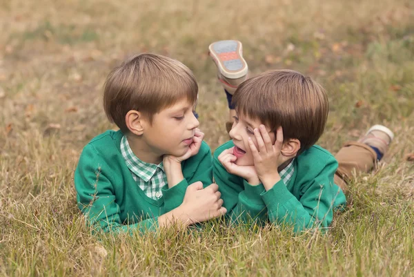 Retrato de dois meninos — Fotografia de Stock