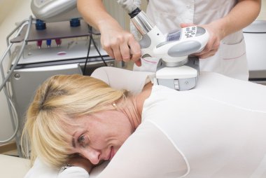 Klinikte sürecinde kadındır