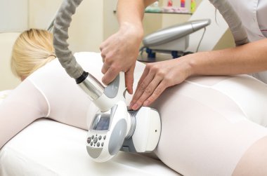 Klinikte sürecinde kadındır