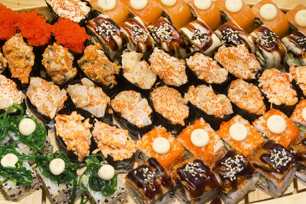 Sushi lezzetli deniz ürünleri — Stok fotoğraf