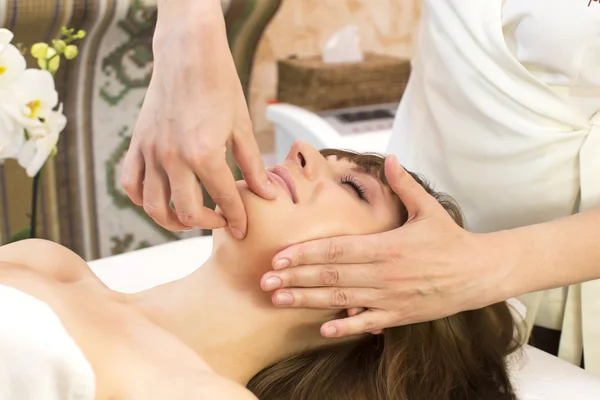 Massage and facial peels — Stock Photo, Image