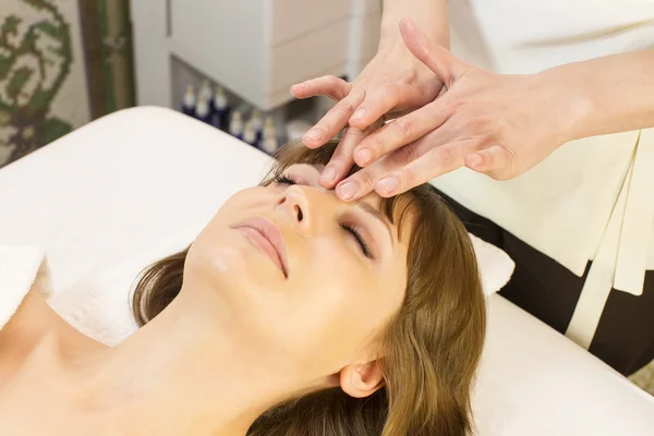 Massage and facial peels — Stock Photo, Image