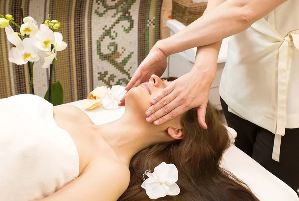 Massage and facial peels — Stock Photo, Image