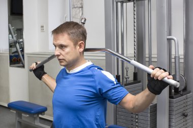 Aktif spor yetişkin adam nişanlı