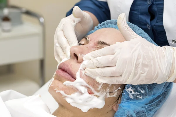 Tratamento cosmético com injeção — Fotografia de Stock