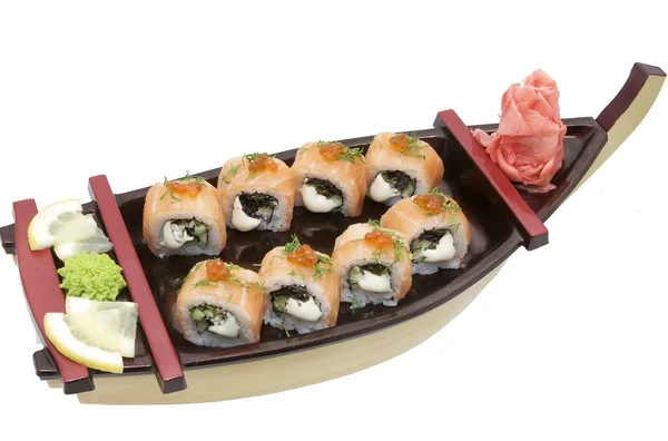 Sushi tekercs dekoratív csónak — Stock Fotó