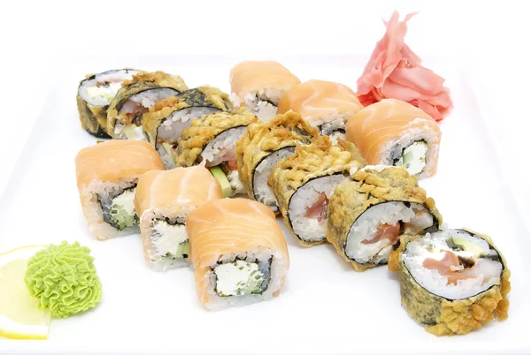 Japonský lahodné sushi rolky — Stock fotografie