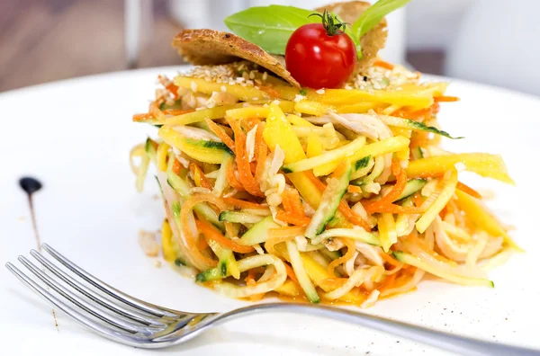 Vegetable salad on plate — Stock Photo, Image