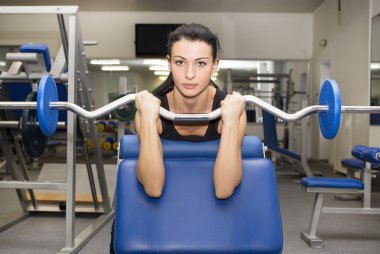 genç kadın çalışma dışarı