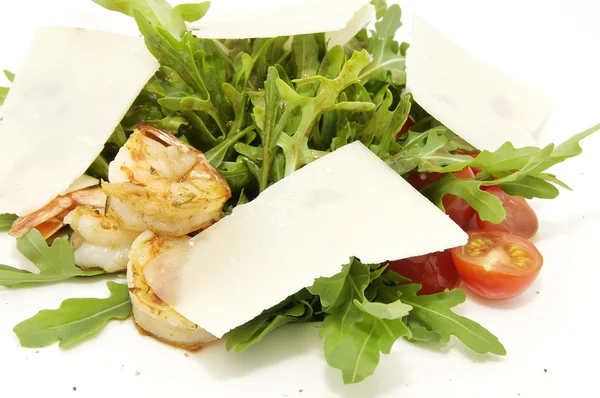 Salad with greens and shrimp — Stock Photo, Image