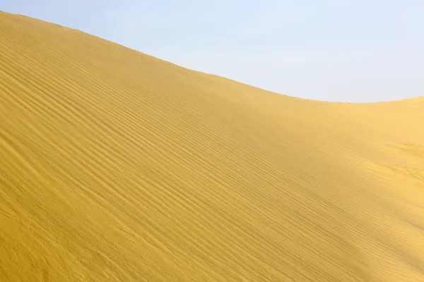 Sand dunes of desert — Stock Photo, Image