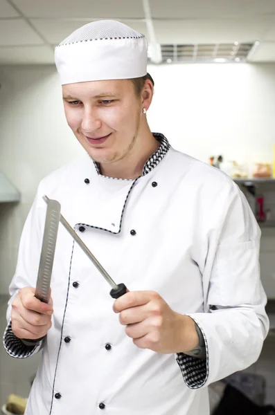 Cuchillo afilado Chef —  Fotos de Stock